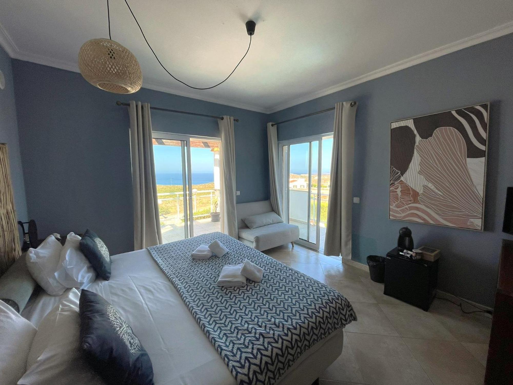 Arrifana Destination Suites Aljezur Exteriör bild